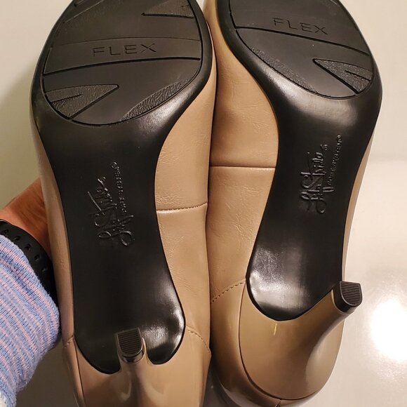 Life Stride Lively Taupe Dress Pumps Size 8M - Picture 6 of 6